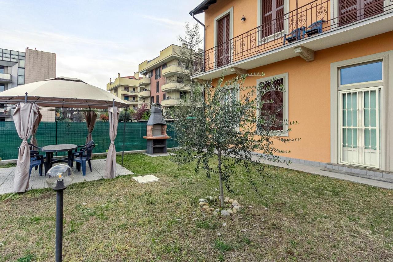Al 33 Di Via Roma - Apartments Cardano Al Campo Exterior foto